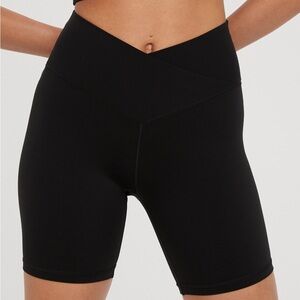 Offline by Aerie - Real Me Crossover Bike Short Hi-Rise 7” Seam